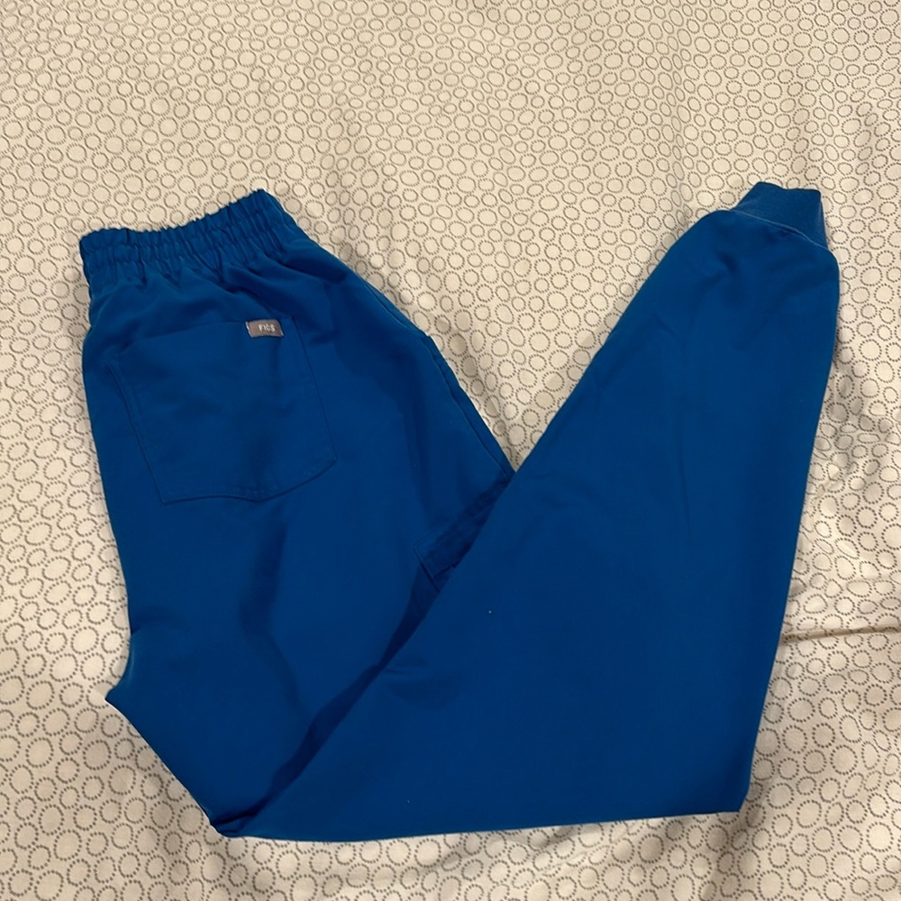 Figs Scrubs Zamora